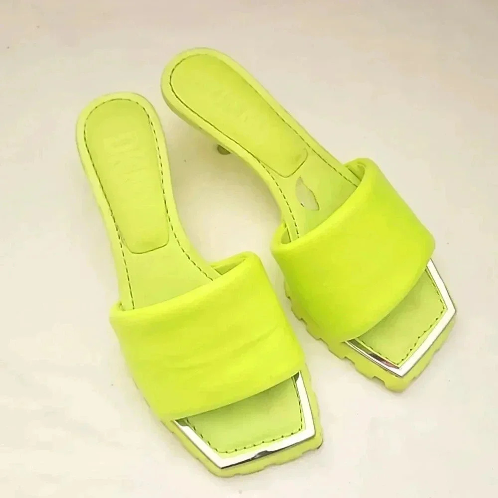 DKNY Women's CAI-Mid, Open Toe Fashion Pump Heel Sandal Heeled Green Sz 6.5 US